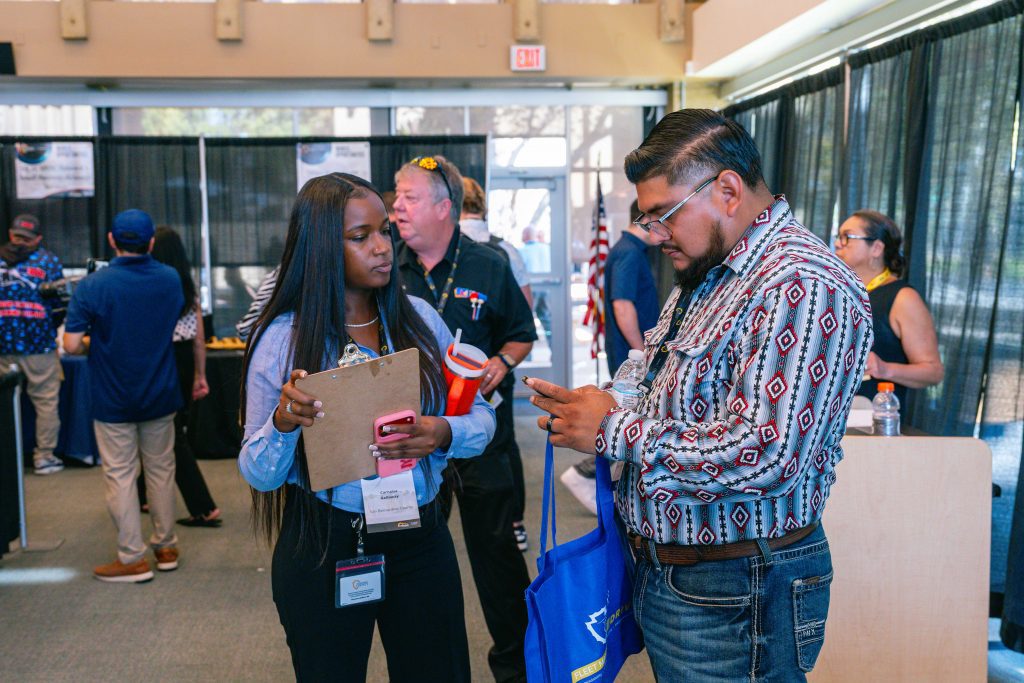PUR_World of Opportunities Reverse Vendor Show_10SEP26_034
